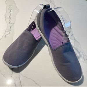 CROCS Sz 11  Busy Day Slip On Removable Insole Canvas Toe Cap Rubber Soles